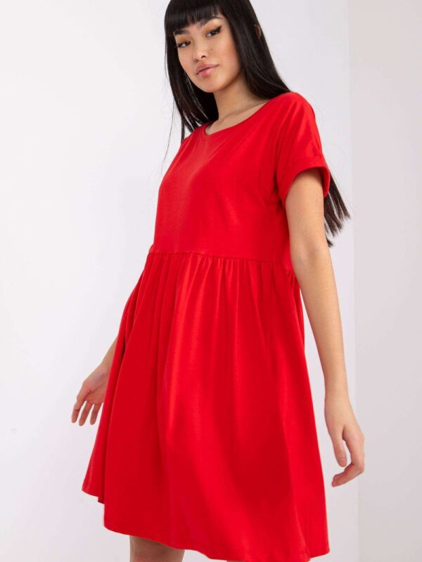 Sukienka Model RV-SK-5672.03P Red - Rue Paris