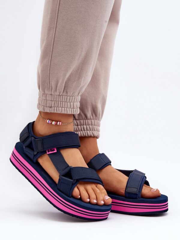 Sandały Model Lee Cooper LCW-24-05-2754L Navy/Fuksja - Step in style