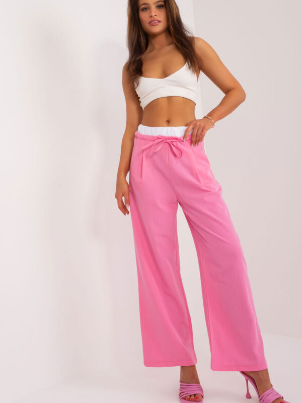 Spodnie Damskie Model DHJ-SP-A7327TRT2.32 Pink - Italy Moda