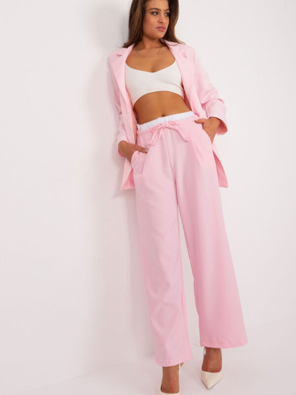 Spodnie Damskie Model DHJ-SP-A7327TR.28 Light Pink - Italy Moda