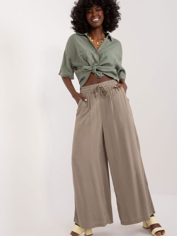 Spodnie Damskie Model D73761M62237E Khaki - Sublevel
