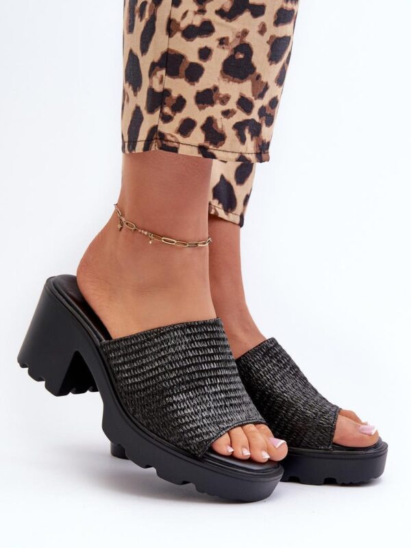 Sandał Klapki Model Titantha 24SD98-6989 Black - Step in style