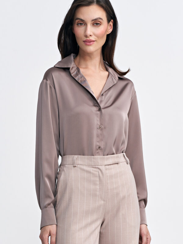Satynowa koszula body K80 Mocca - Nife
