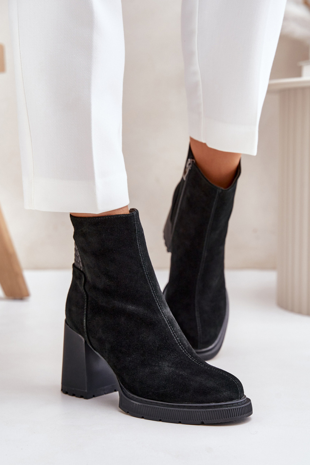 Botki Model DA CR42-106 Black - Step in style