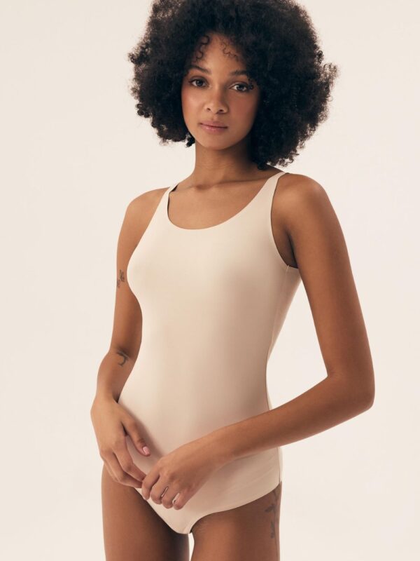 Gorsety, body, pasy Body Model Byte 42852 Nude - Henderson