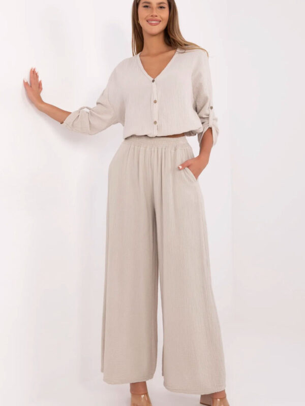 Spodnie Damskie Model MI-SP-2563.84 Beige - Italy Moda