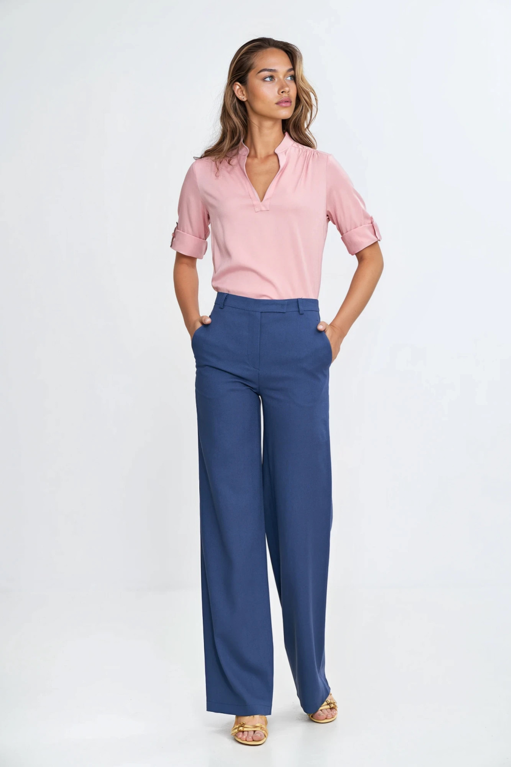 Spodnie bootcut z rayonu z krytym guzikiem SD111 Cobalt - Nife