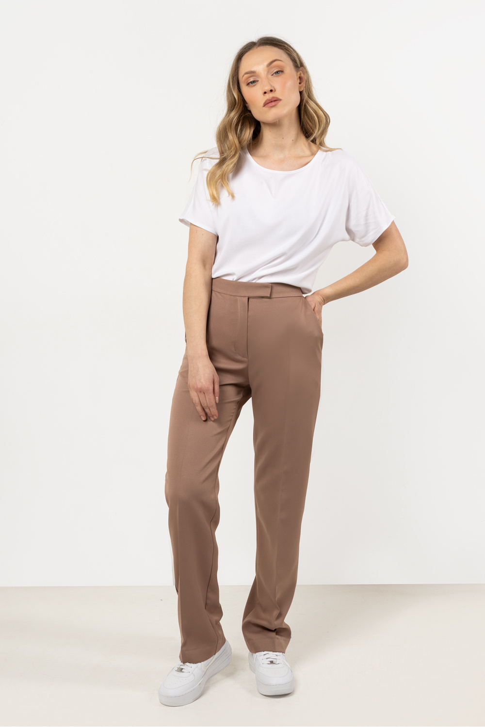 Spodnie Damskie Model A713 Cappuccino - awama