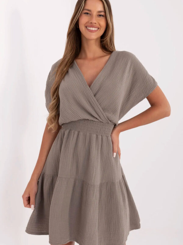 Sukienka Model MI-SK-92160.00 Dark Beige - Italy Moda