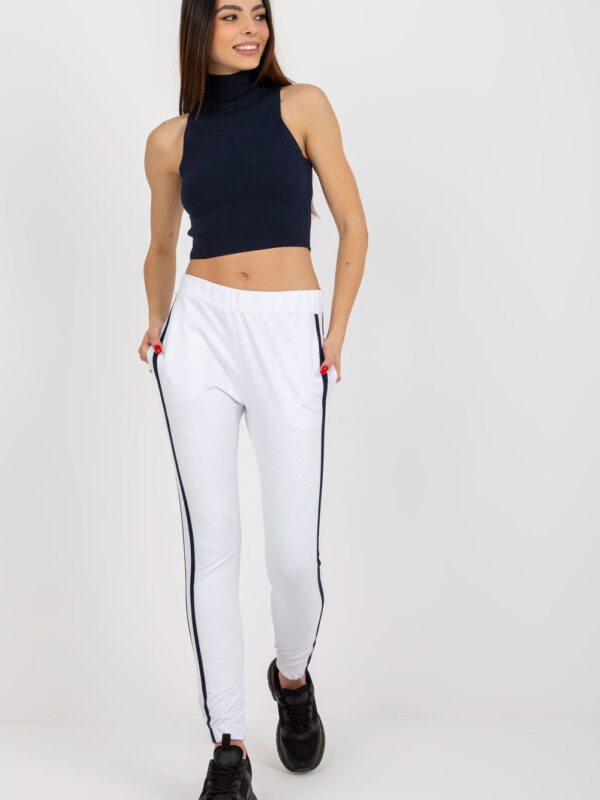 Spodnie Dresowe Model LO-DR-LK-238.09 White - Rue Paris