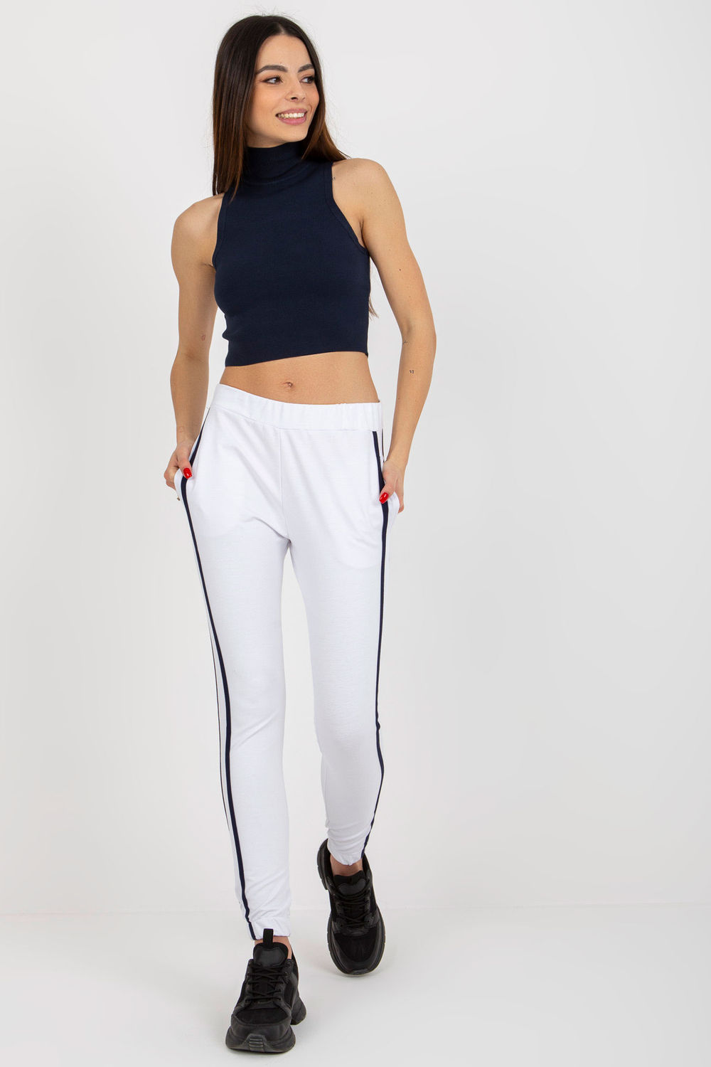 Spodnie Dresowe Model LO-DR-LK-238.09 White - Rue Paris