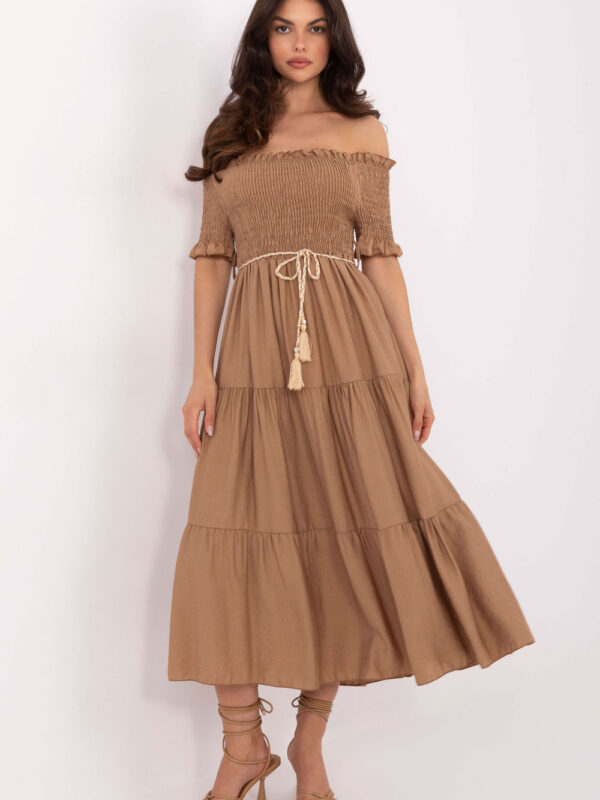 Sukienka Model MI-SK-A2609.96 Camel - Italy Moda