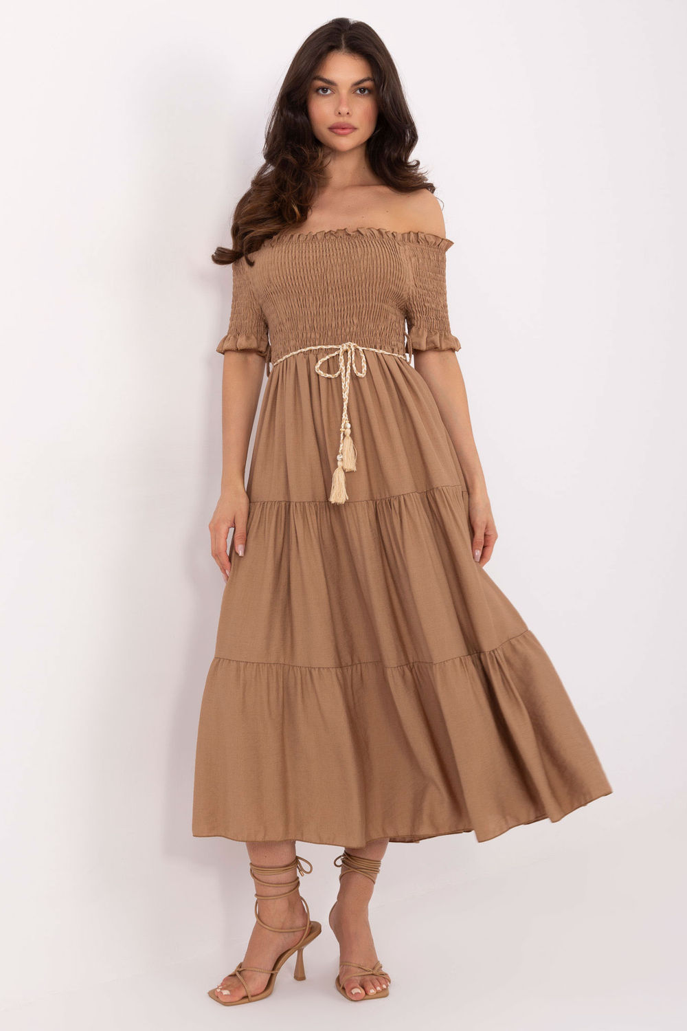 Sukienka Model MI-SK-A2609.96 Camel - Italy Moda