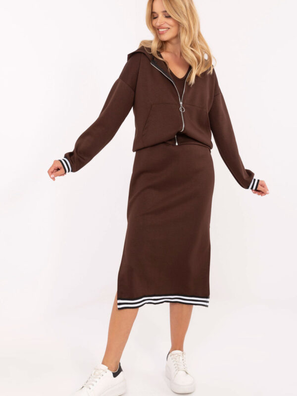 Sukienka Komplet Model IT-KMPL-9719.64 Dark Brown - Rue Paris