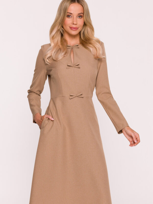 Sukienka Model S413 Beige - Stylove