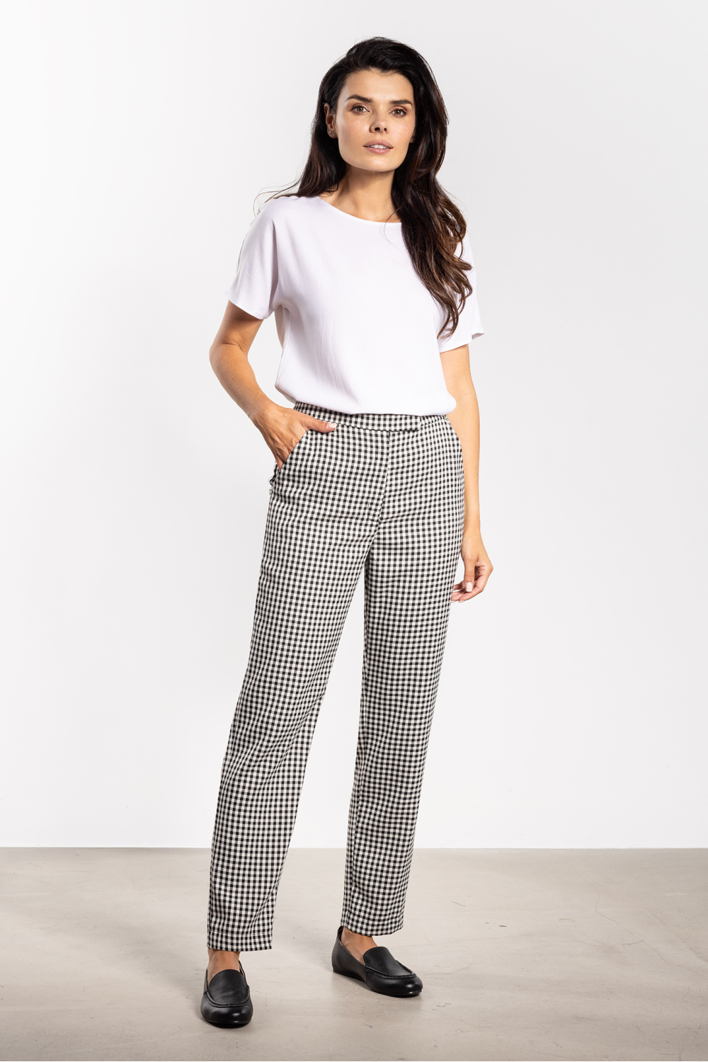 Spodnie Damskie Model A748 White/Black - awama