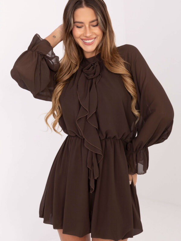 Sukienka Model MI-SK-A1554.26 Brown - Rue Paris