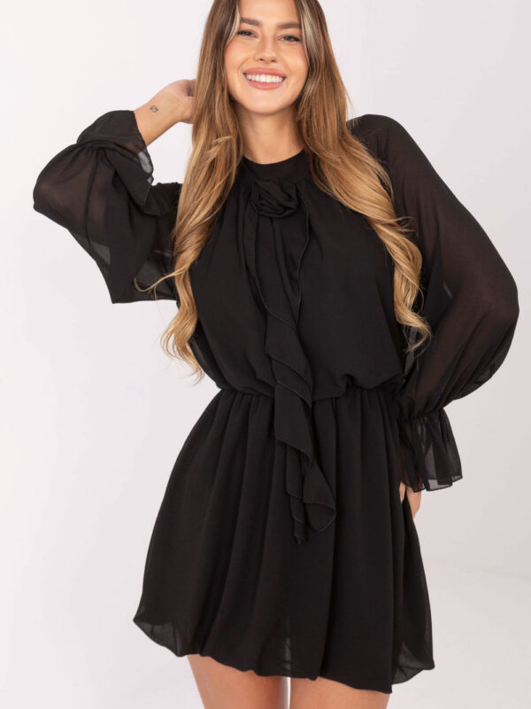 Sukienka Model MI-SK-A1554.26 Black - Rue Paris