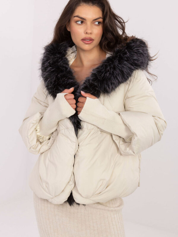 Kurtka Damska Model MBM-KR-26106.96 Light Beige - MBM