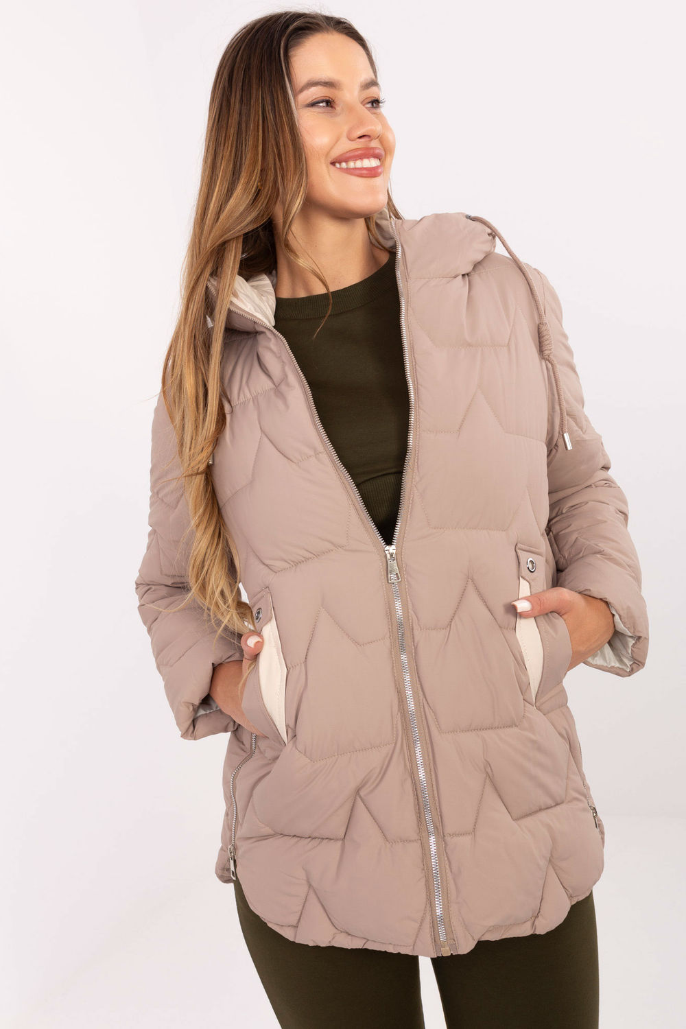 Kurtka Damska Model MBM-KR-2519.21 Dark Beige - MBM