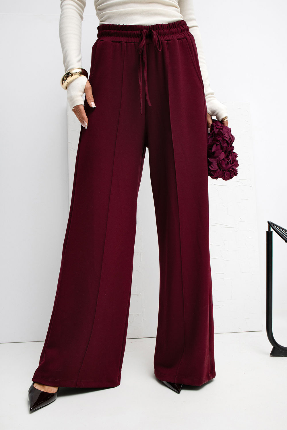 Spodnie Dresowe Model RV-DR-A1061.80 Bordo - Rue Paris