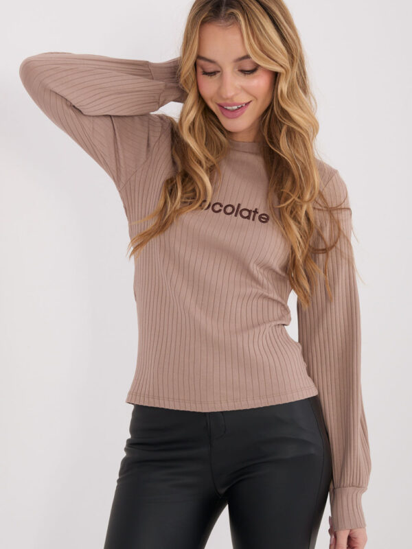 Bluzka Model RV-BZ-A1051.96 Dark Beige - Rue Paris