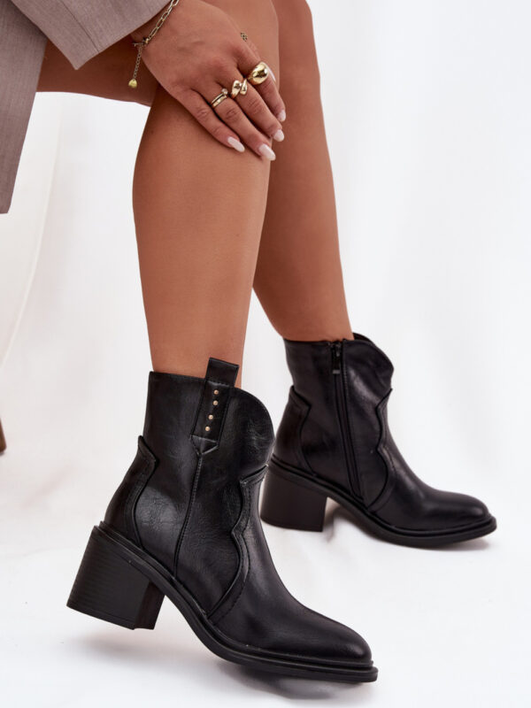 Botki Model Iverly D8255 Black - Step in style