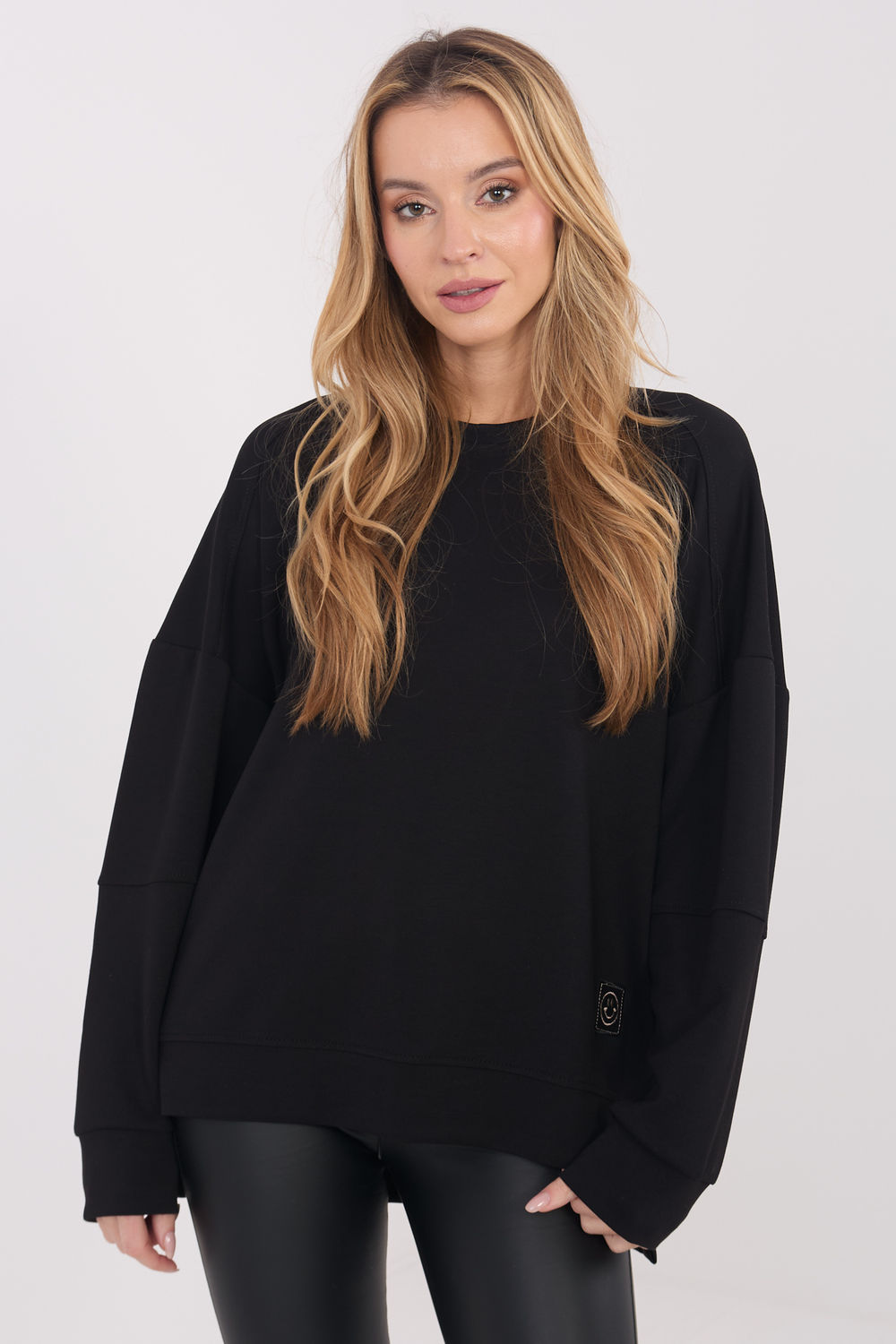 Bluza Damska Model RV-BL-A1063.96 Black - Rue Paris