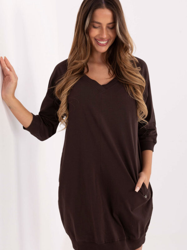 Sukienka Model RV-SK-7203.35P Dark Brown - BFG