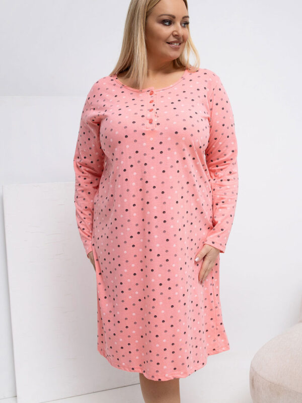 Koszula Nocna Plus Size Model DU-KN-FP-607.04P-brzoskwiniowy - Forever Pink