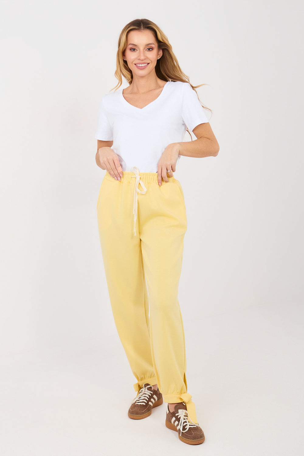 Spodnie Dresowe Model MI-SP-P6845.68 Light Yellow - Italy Moda