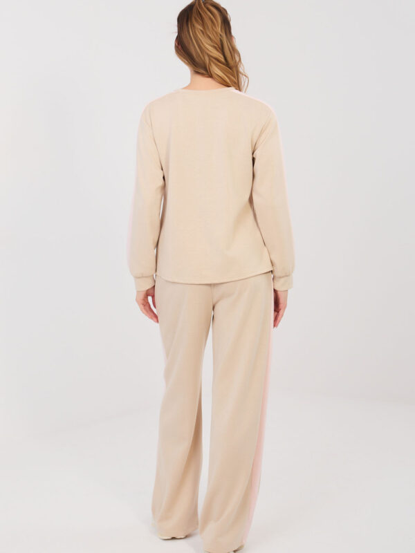 Spodnie Komplet Model IT-KMPL-22211.31 Beige - Rue Paris