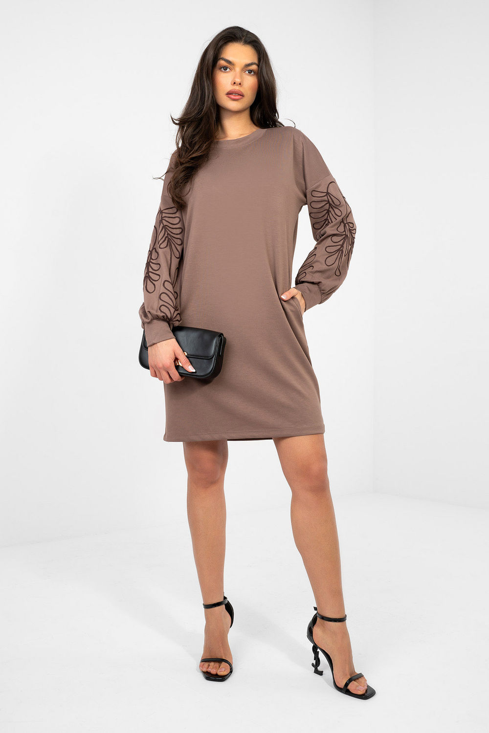 Sukienka Model RV-SK-A1064.09 Dark Beige - Rue Paris