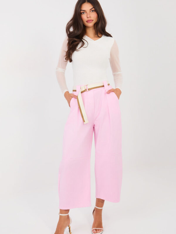 Spodnie Damskie Model IT-SP-FL9929-1.74 Light Pink - Rue Paris