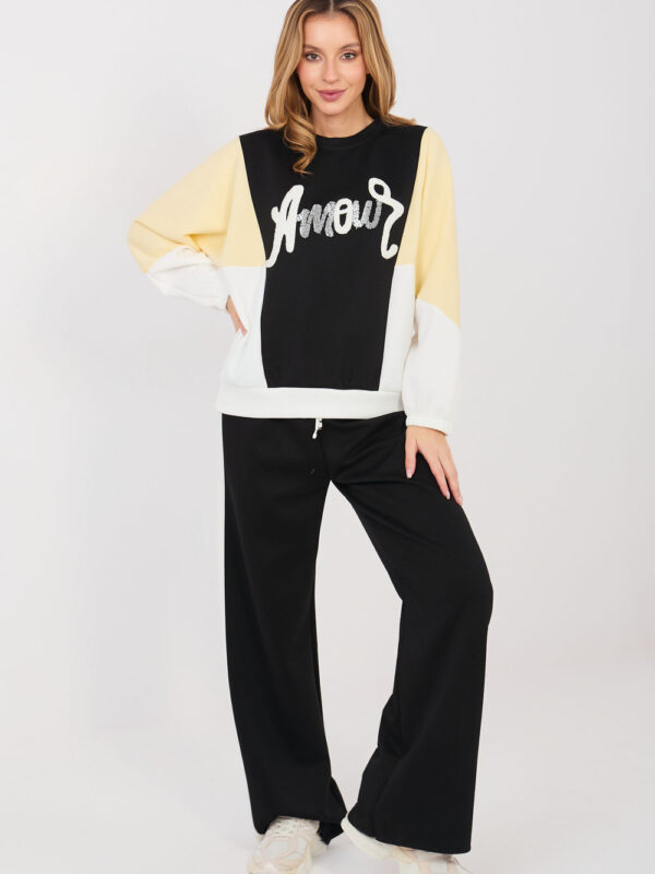 Spodnie Komplet Model IT-KMPL-22210.95 Black - Rue Paris