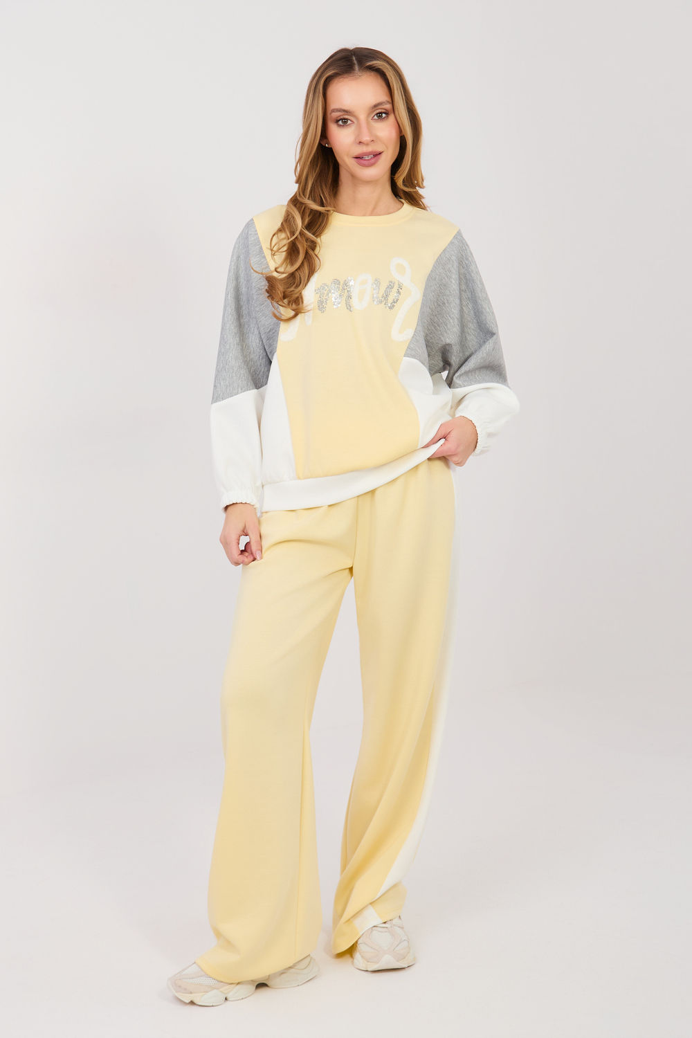 Spodnie Komplet Model IT-KMPL-22210.93 Light Yellow - Rue Paris