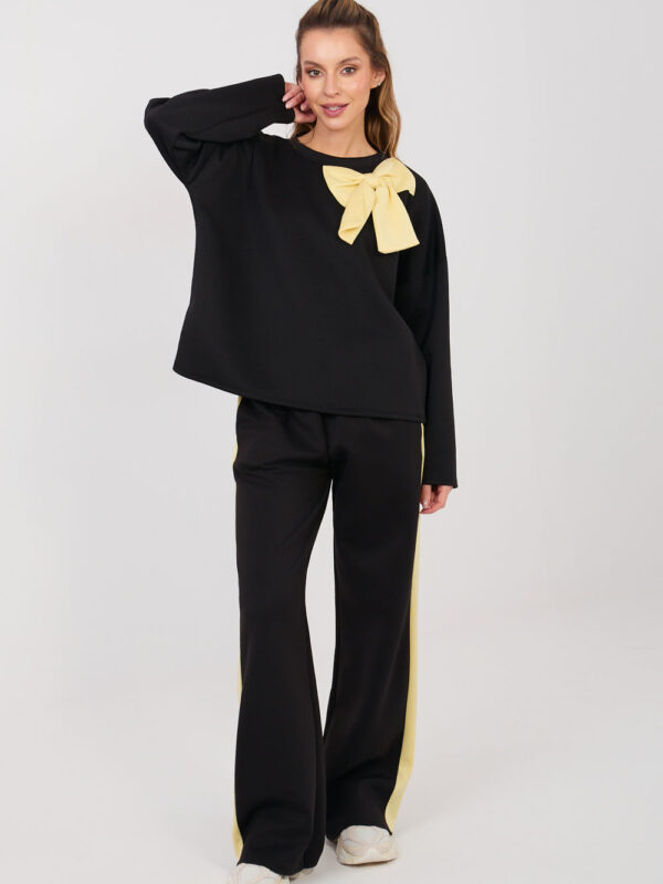 Spodnie Komplet Model IT-KMPL-22220.69 Black - Rue Paris