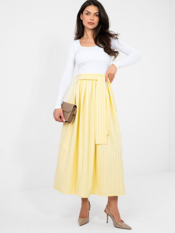 Spódnica Model IT-SD-21081.18 Light Yellow - Italy Moda