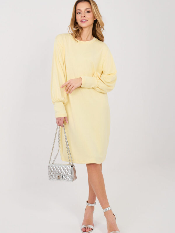 Sukienka Model RV-SK-A1059.17 Light Yellow - Rue Paris