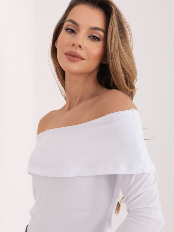 Bluzka Model RV-BZ-A1194.25 White - Rue Paris