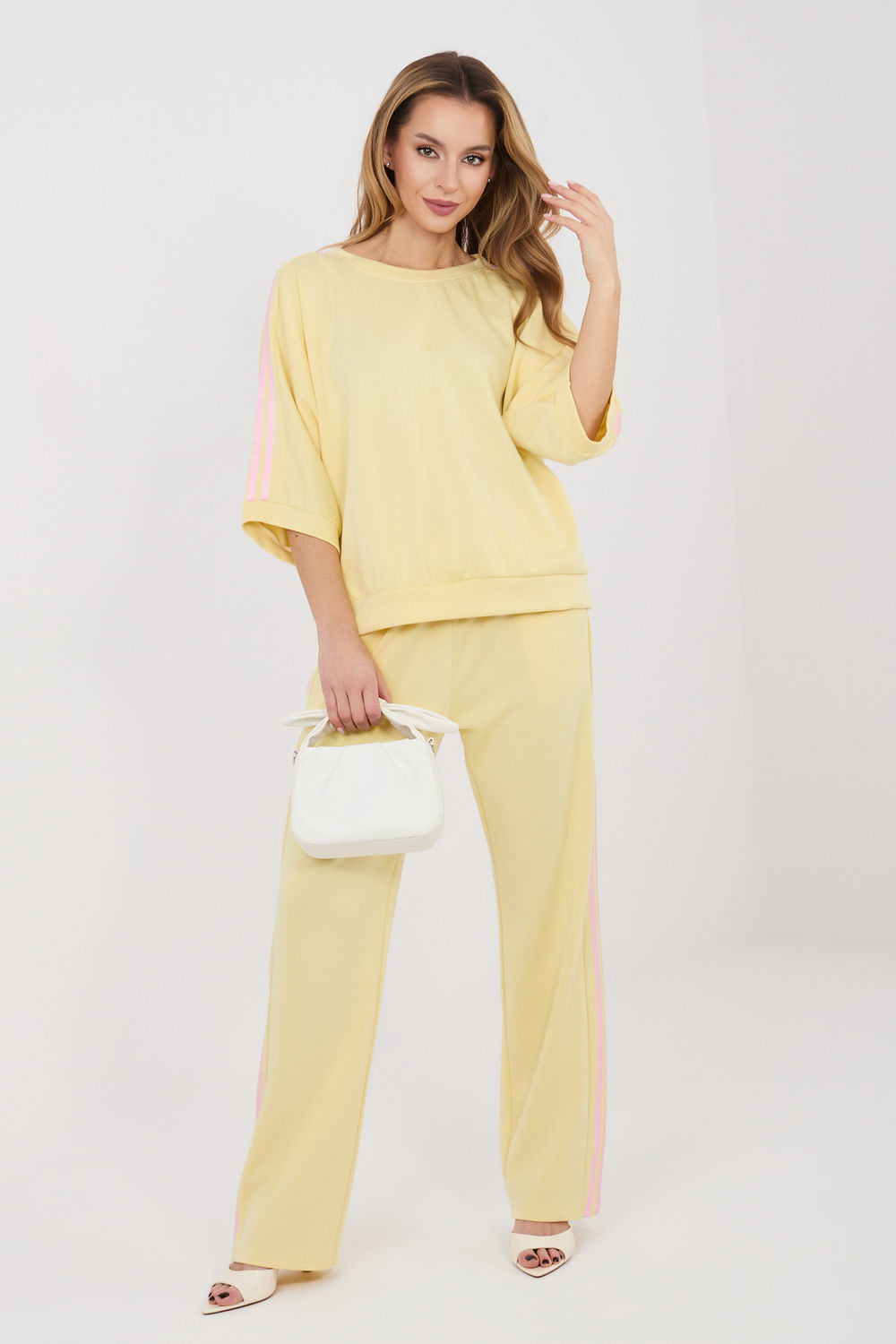 Spodnie Komplet Model IT-KMPL-22215.77 Light Yellow - Rue Paris
