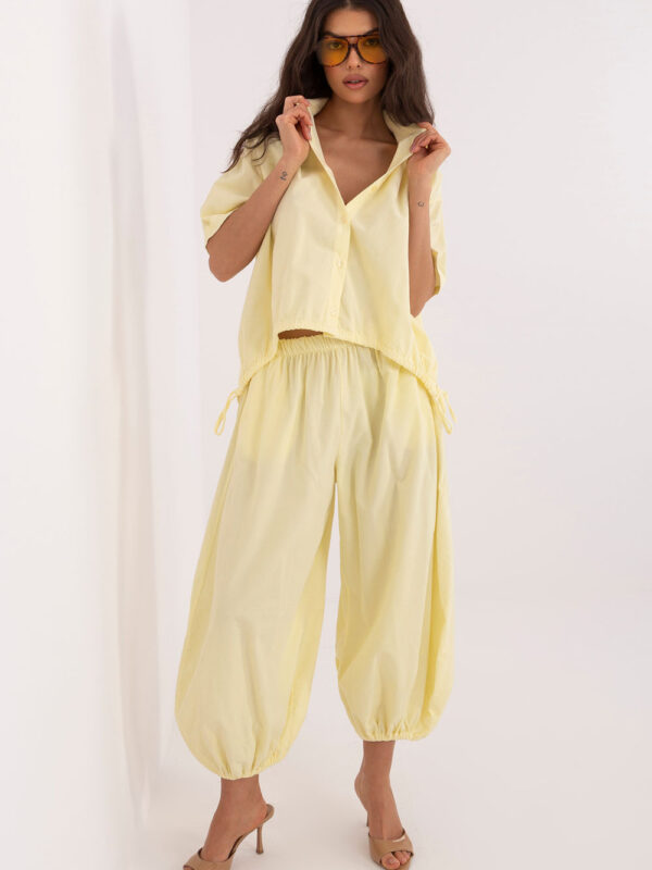 Spodnie Damskie Model IT-SP-FL10309-1.91 Light Yellow - Italy Moda