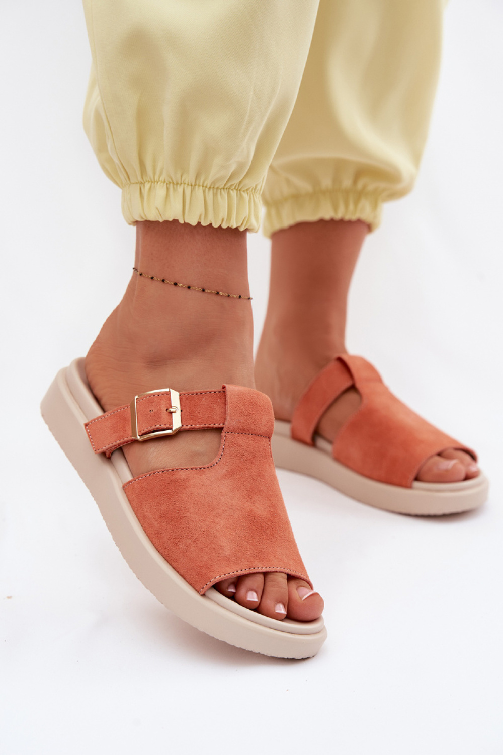 Sandał Klapki Model Zemela 26SD18-51 Orange - Step in style