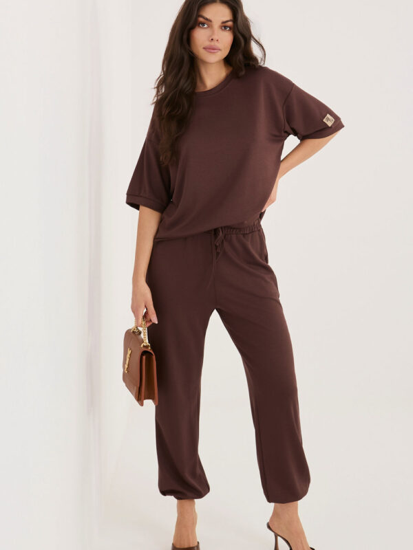 Spodnie Komplet Model RV-KMPL-A1290.94 Dark Brown - Rue Paris