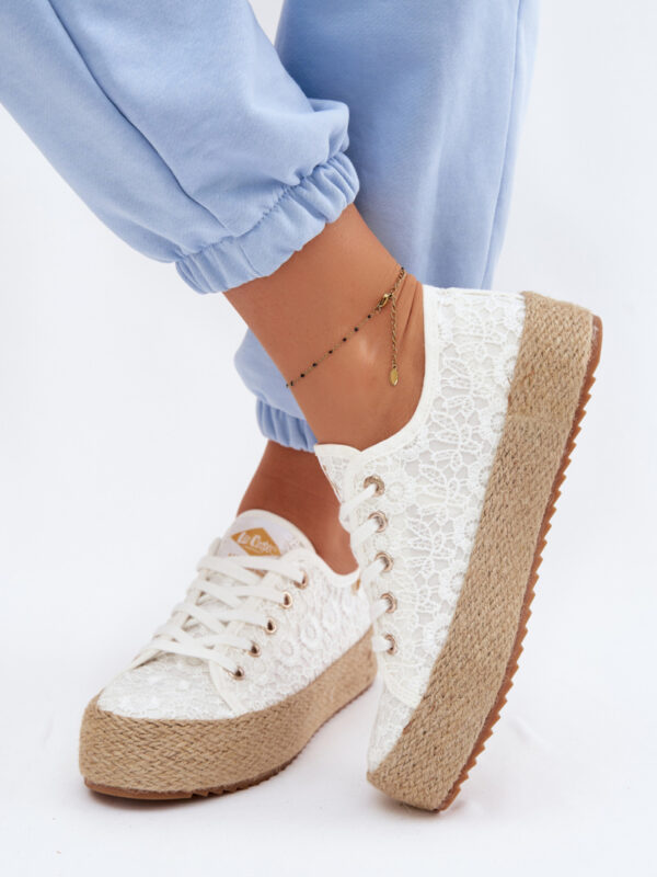 Trampki Model Lee Cooper LCW-26-31-4326 White - Step in style