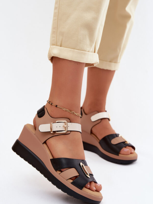 Sandały Model Artiker 58C0316 Beige/Black - Step in style