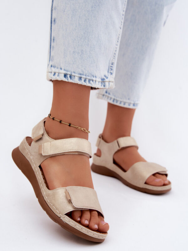 Sandały Model Linora 26SD98-191 Gold - Step in style
