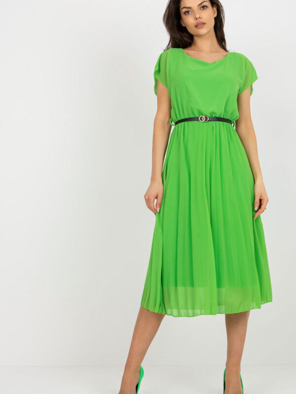 Sukienka Model DHJ-SK-8839-1.23X Light Green - Rue Paris