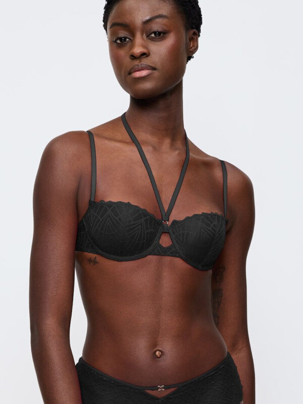 Biustonosz Balkonetka Model That Night In Vegas 10224874-0004 216732 Black - Triumph