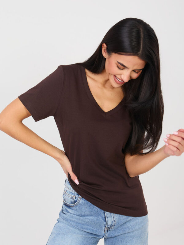 Tshirt Damski Model RV-TS-A1095.33 Dark Brown - Rue Paris